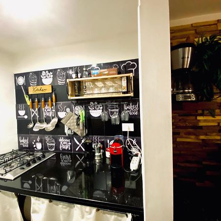 Moroni Trastevere Cozy Apartment Рим Екстер'єр фото