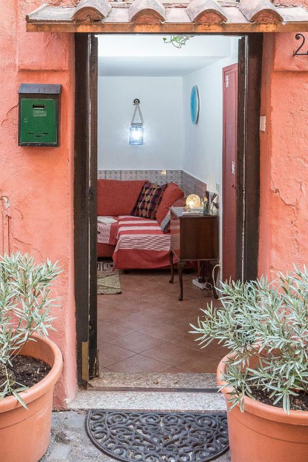 Moroni Trastevere Cozy Apartment Рим Екстер'єр фото